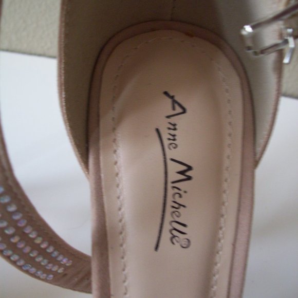 Anne Michelle size 8 tan faux suede rhinestone heels - Picture 7 of 10